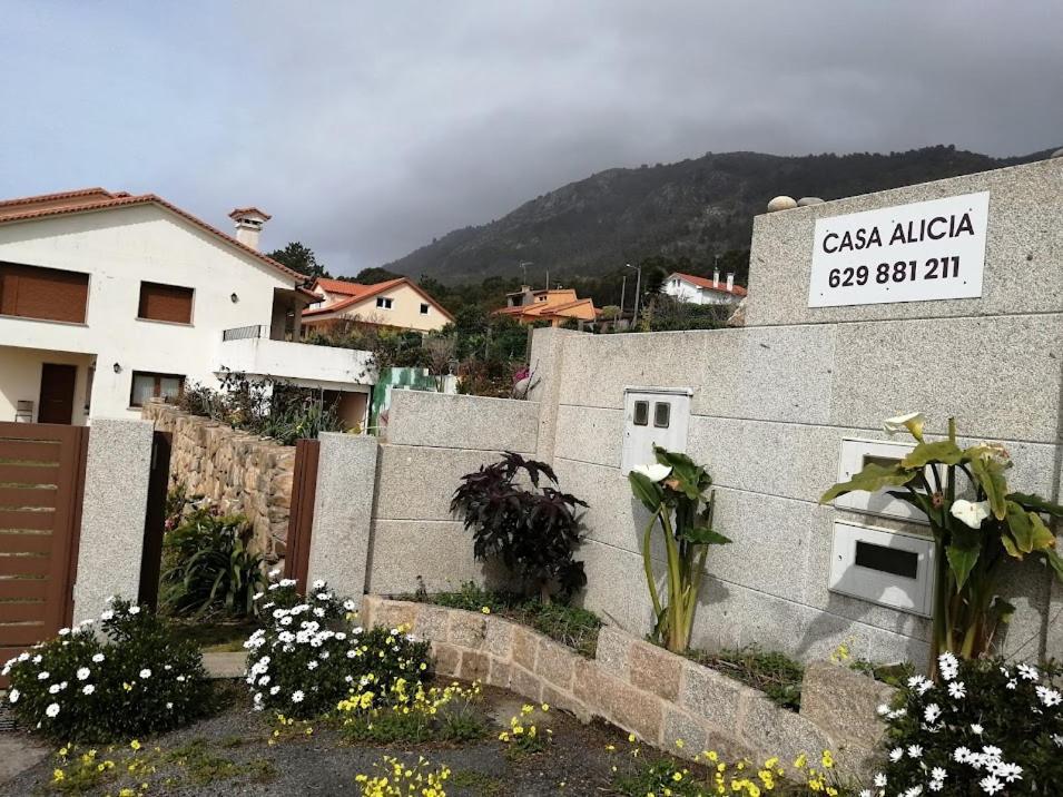 Rooms Peregrinos B Casa Alicia Rosal Екстер'єр фото