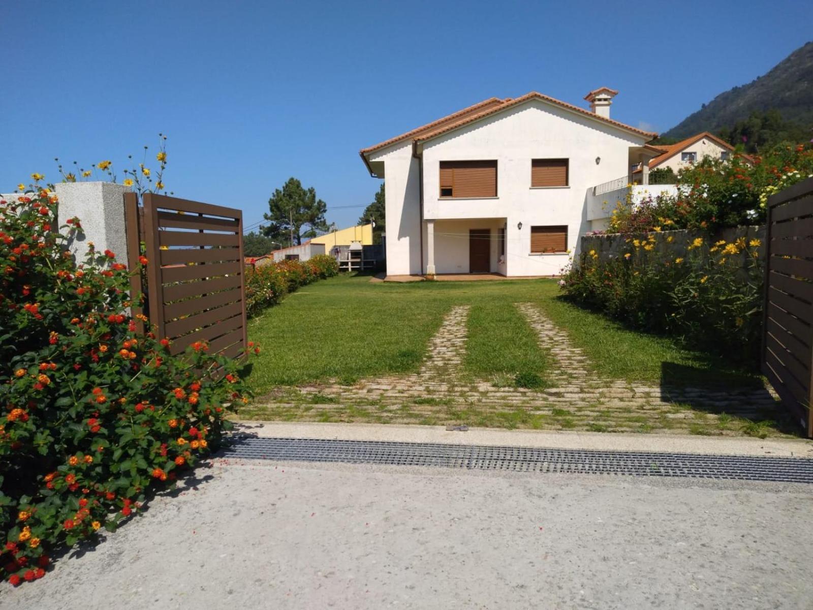 Rooms Peregrinos B Casa Alicia Rosal Екстер'єр фото
